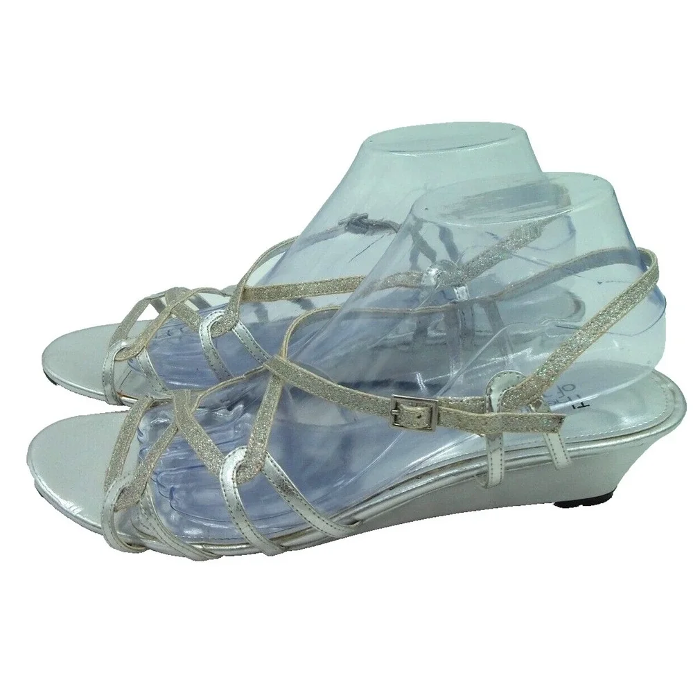 The Touch of Nina Fortino Silver Glitter Strappy Wedge Sandals Womens 10M Formal